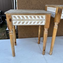 2 Beautiful End Tables 