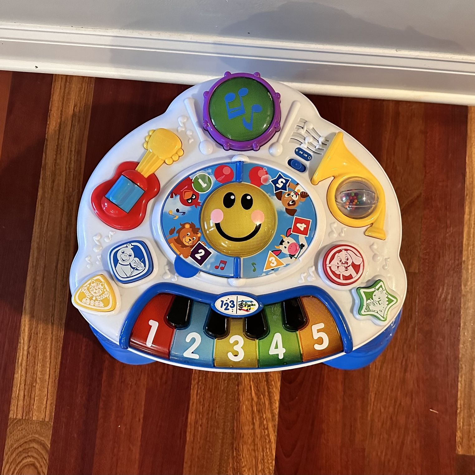 Baby Einstein - Discovering Music Activity Table