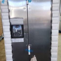 Frigidaire 25.6 Cu. Ft. 36" Standard Depth Side by Side Refrigerator