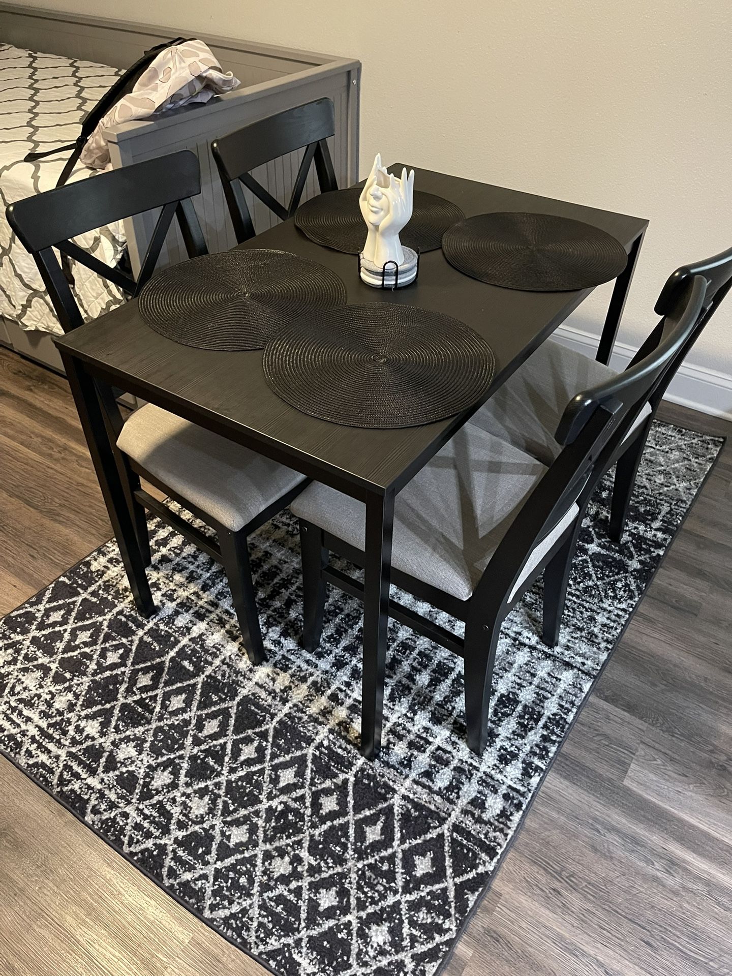 Dining Table With 4 Chairs