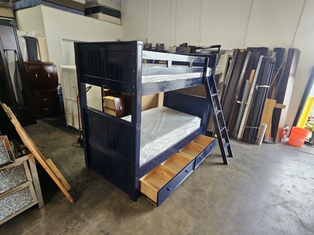 Twin Bunk Bed And Mattress 