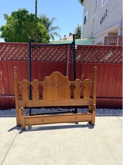 MCM vintage style Twin size bed with mattress