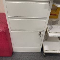 3 Drawer Filing Cabinet 