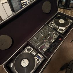 Classic Mini Turntable ,Turntables & Case