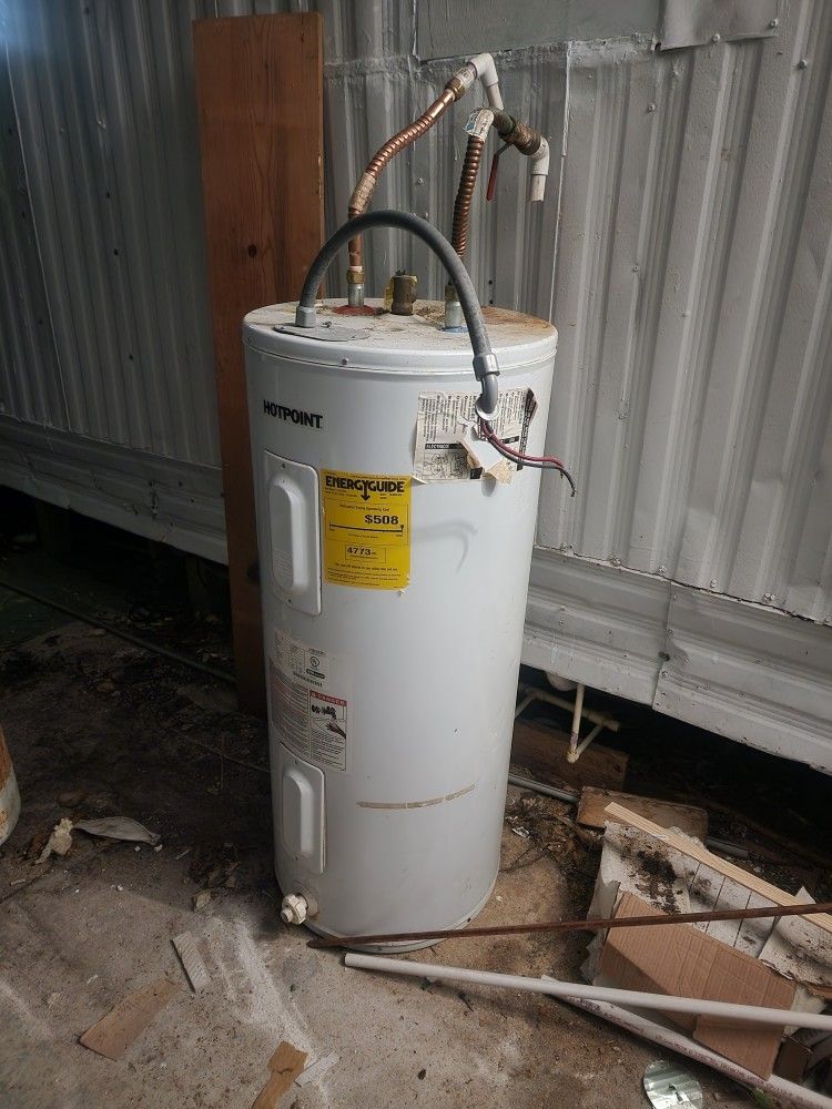 Water Heater Hotpoint. for Sale in Pembroke Pines, FL OfferUp
