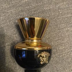 Versace Dylan Blue Women’s Perfume 