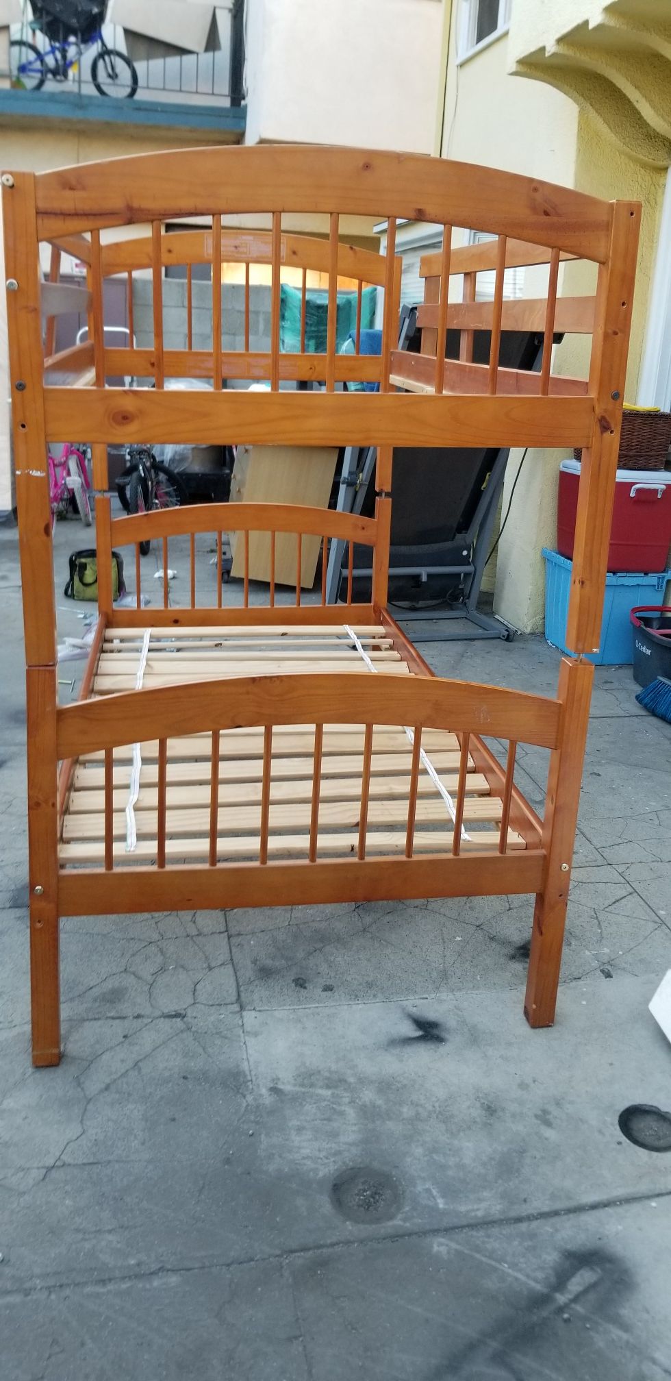 Bunk bed twin size