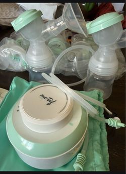 Motif Twist Breast Pump