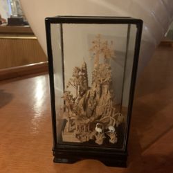 CARVED CORK DIORAMA  ART . GARDEN SCENE CRANES  GLASS BOX DISPLAY 7” L  X  3  1/2” TOP