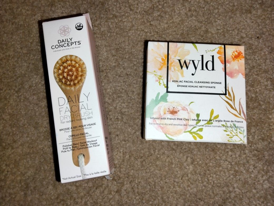 Set Of 2 Facial Tools