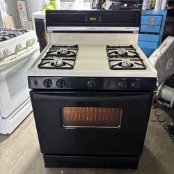 GE CLASSIC  30 INCHES  GAS STOVE WHITE   BLACK EVERYTHING WORKING ESTUFA DE GAS MUY BUENA
