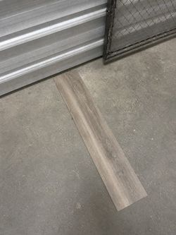 $1.25/sqft - LVP on Sale