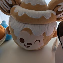 Mickey Munchling Plush