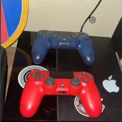 PS 4 TWO OF THEM