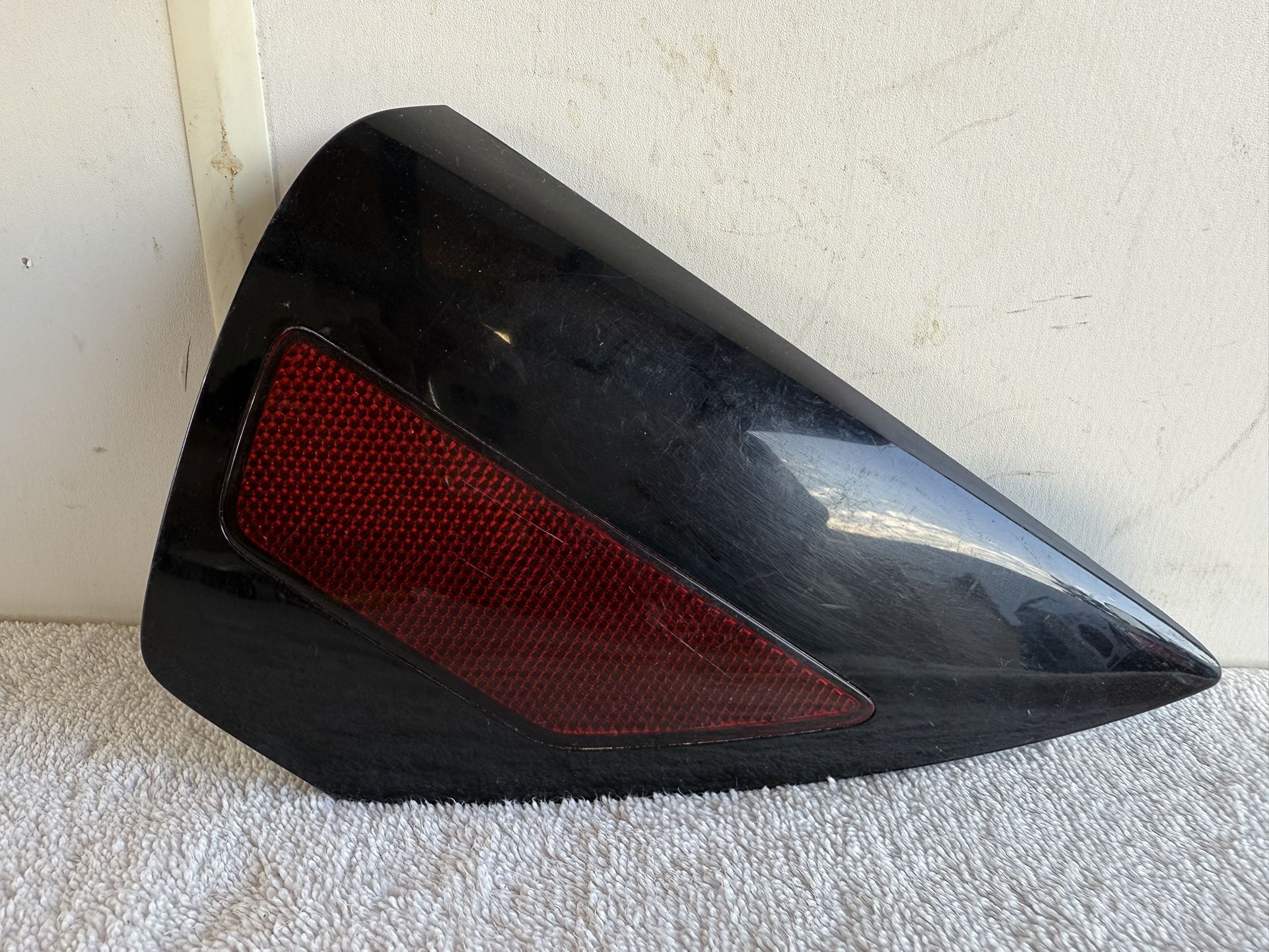 2017 - 2022 TESLA MODEL 3 Y RIGHT SIDE CHARGING PORT DOOR OEM