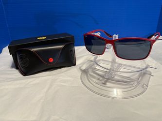 Ray-Ban Scuderia Ferrari Sunglasses with Case