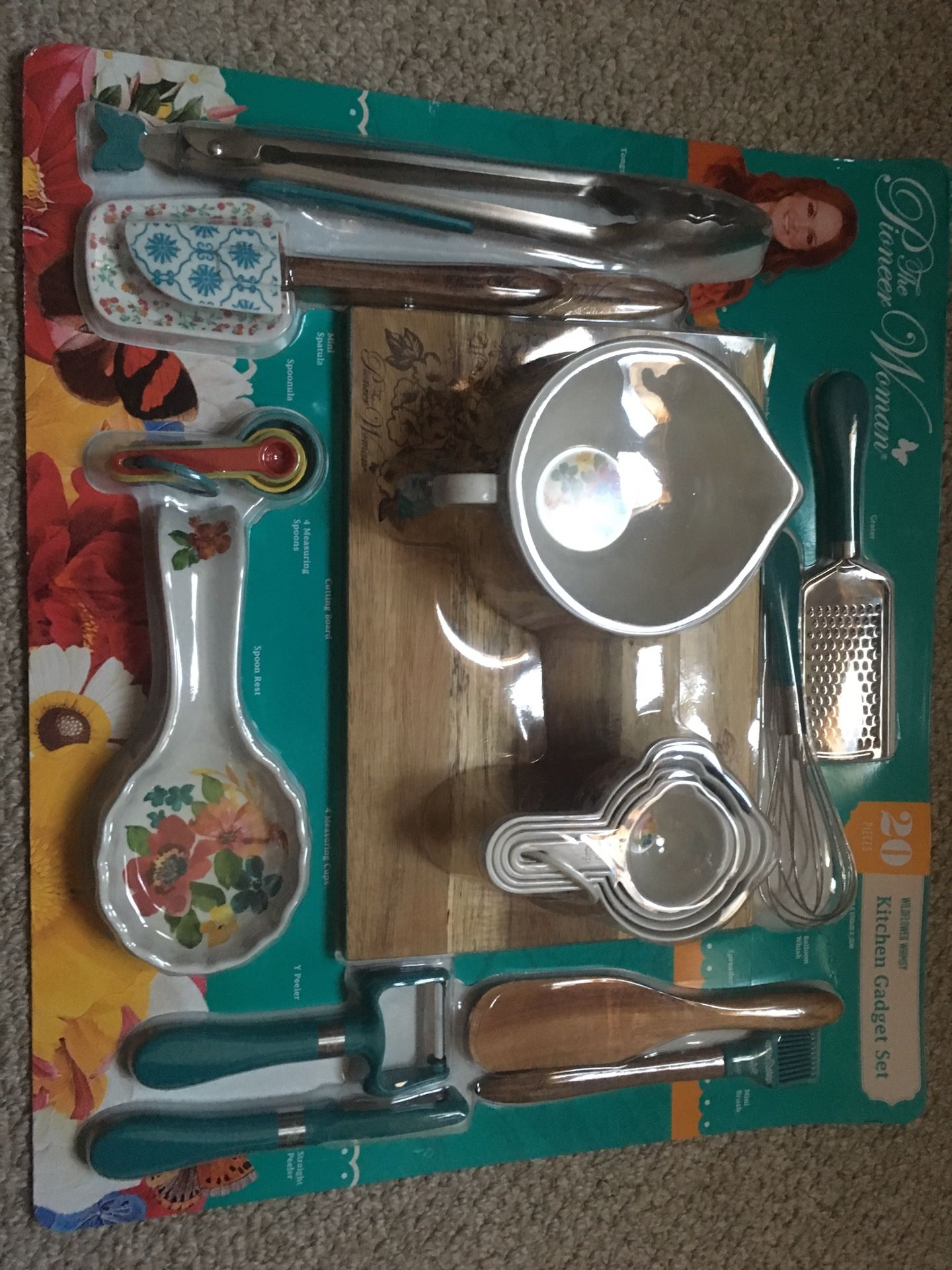 Pioneer woman 20 pieces kitchen gadget set