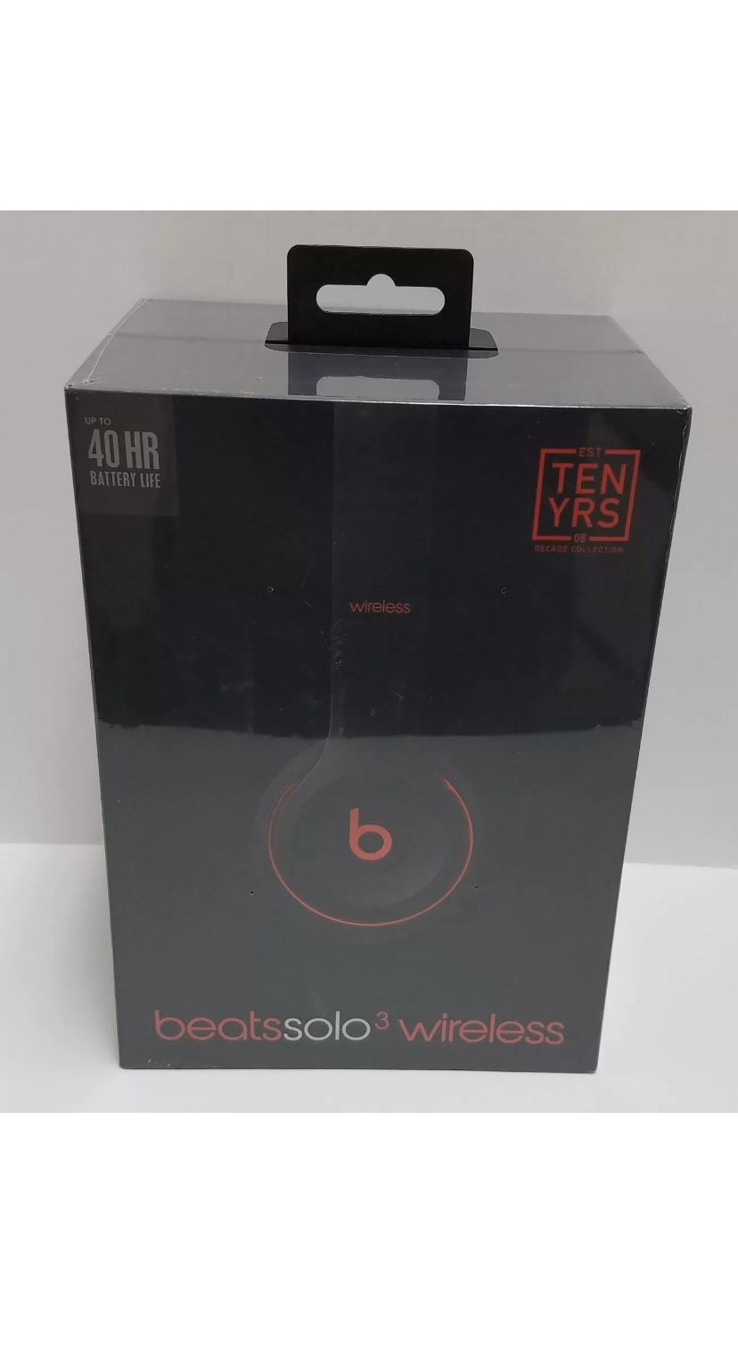 NEW Apple Beats Solo 3 Decades Collection Wireless Headphones Red-Black DEFIANT