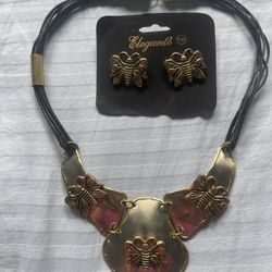 Eleganté Vintage Gold Butterfly Earrings And Necklace 
