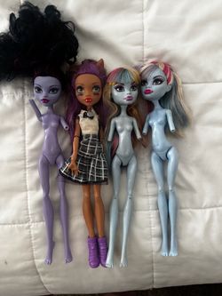 Monster high dolls
