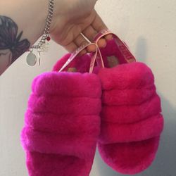 Ugg Fluff Yeah Slides