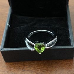 Woman’s Ring 