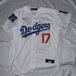 dodgers jersey size small only 