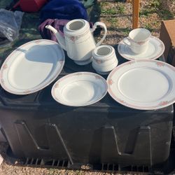 Porcelain China Set (57)