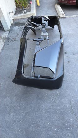 22/23/24/25 BMW  7 Serie G70 M Sport Front Bumper