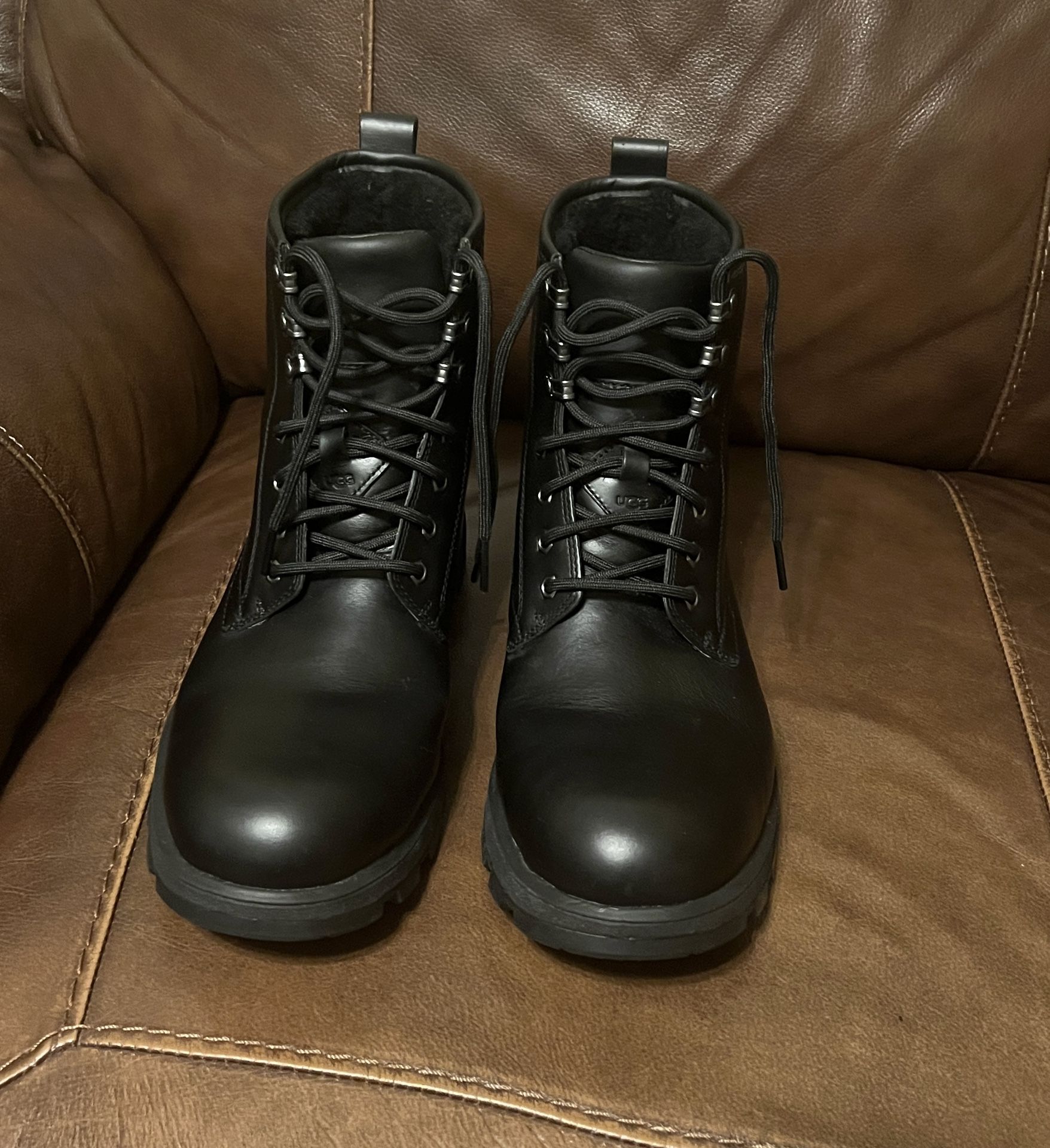 Authentic UGG Kirkson Men’s Boots Size 9