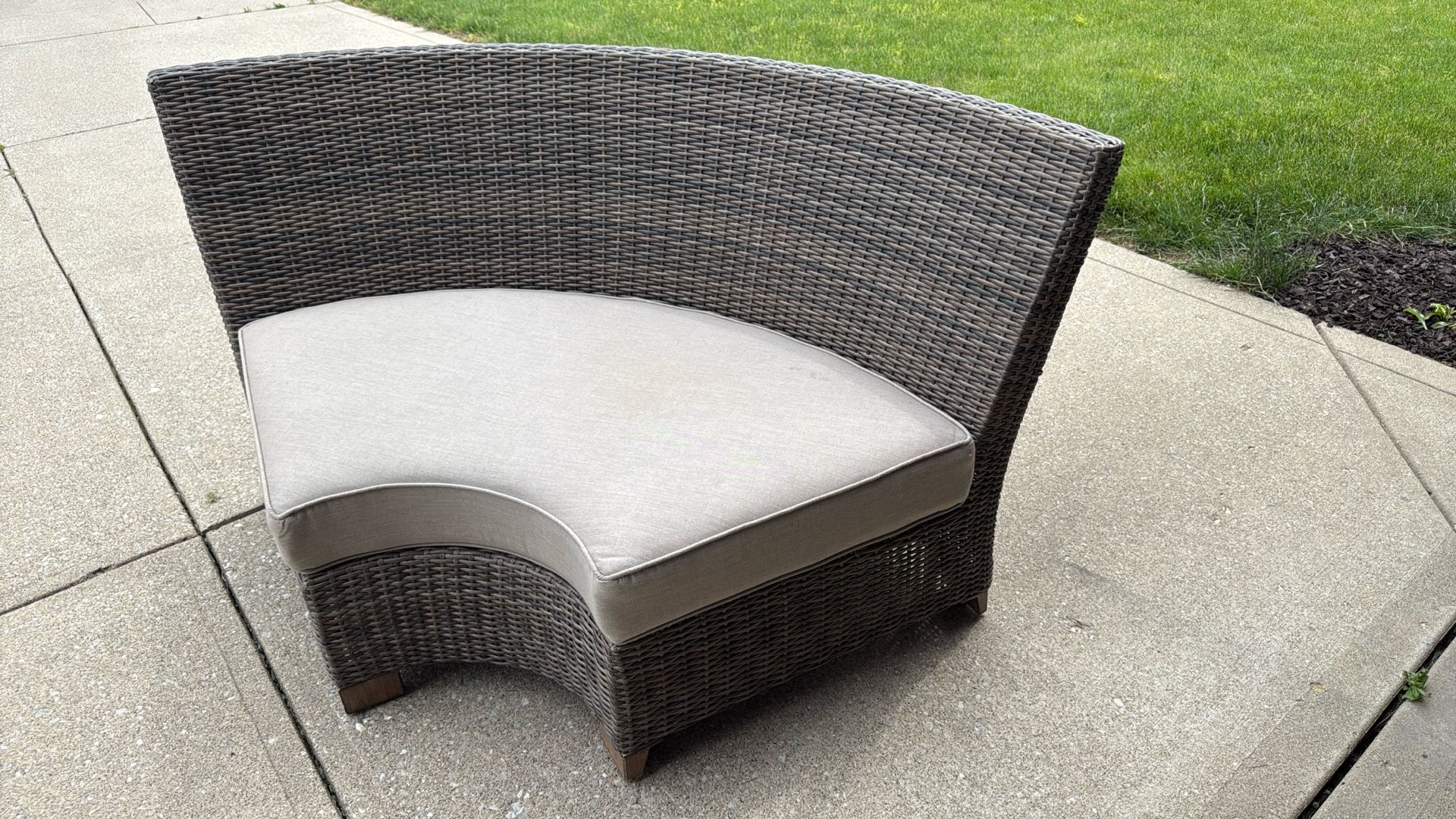 Sunbrella Corner outdoor sofa with cushion