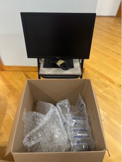 🖥️ Dell 27” Full HD Monitor — $120 (Pickup Only in Rogers Park)