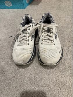 Women’s brooks ghost force shoes