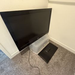 Used Working 55’ sanyo TV