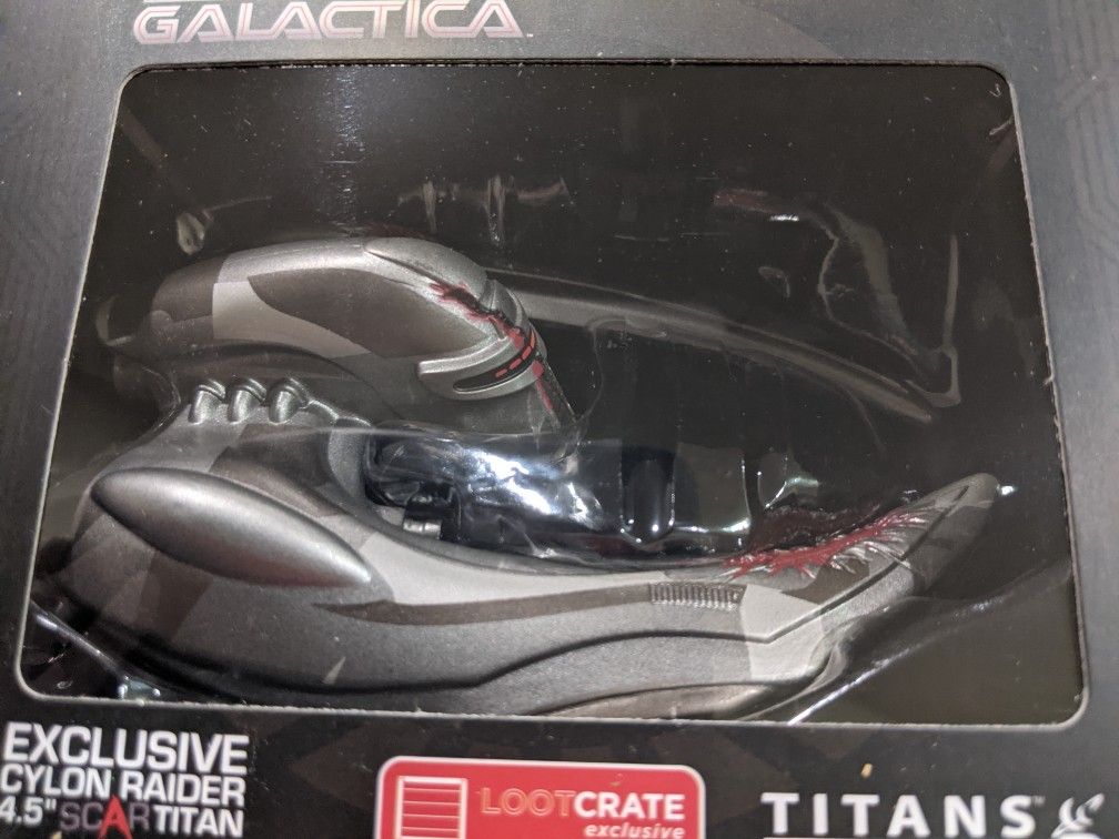 Titans Vinyl Battlestar Galactica Cylon Raider
