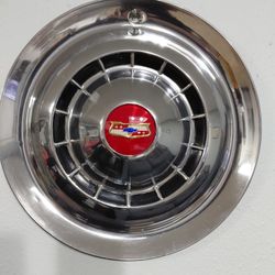 1(contact info removed) Chevy Hudcaps 