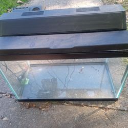 10 Gallon Aquarium+Top 15.00