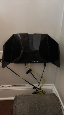 Nighthawk AXE10000 WiFi 6E Tri-Band Router (RAXE450-100NAS)