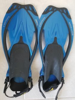 Body glove diving fins