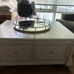 Coffee Table With Storage 