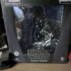 Darth Vader Statue