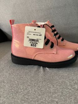 Toddler girl pink boots  size 10 new