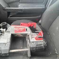 Milwaukee Power Tools