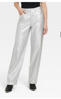 Silver Women’s Mid-Rise 90’s Baggy Jeans Size 8