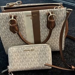 Brand New Michael Kors Purse And Wallet