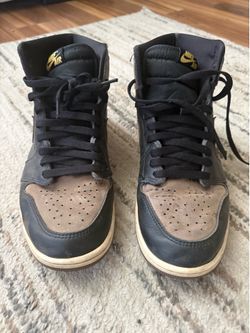 Air Jordan mocha high top Nike size 9,5 men