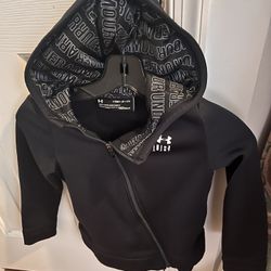 UNDER ARM-OUR Youth SMALL Black Pull Over Logo Fleece Sweatshirt Hoodie