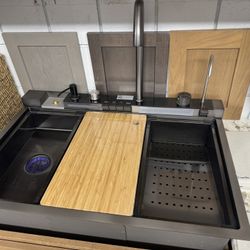 Sinks And Kitchen Cabinets 