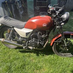2022 CSC SG250 Café Racer