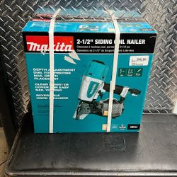 Makita AN613 15* 2 1/2” Pneumatic Siding Coil Nailer